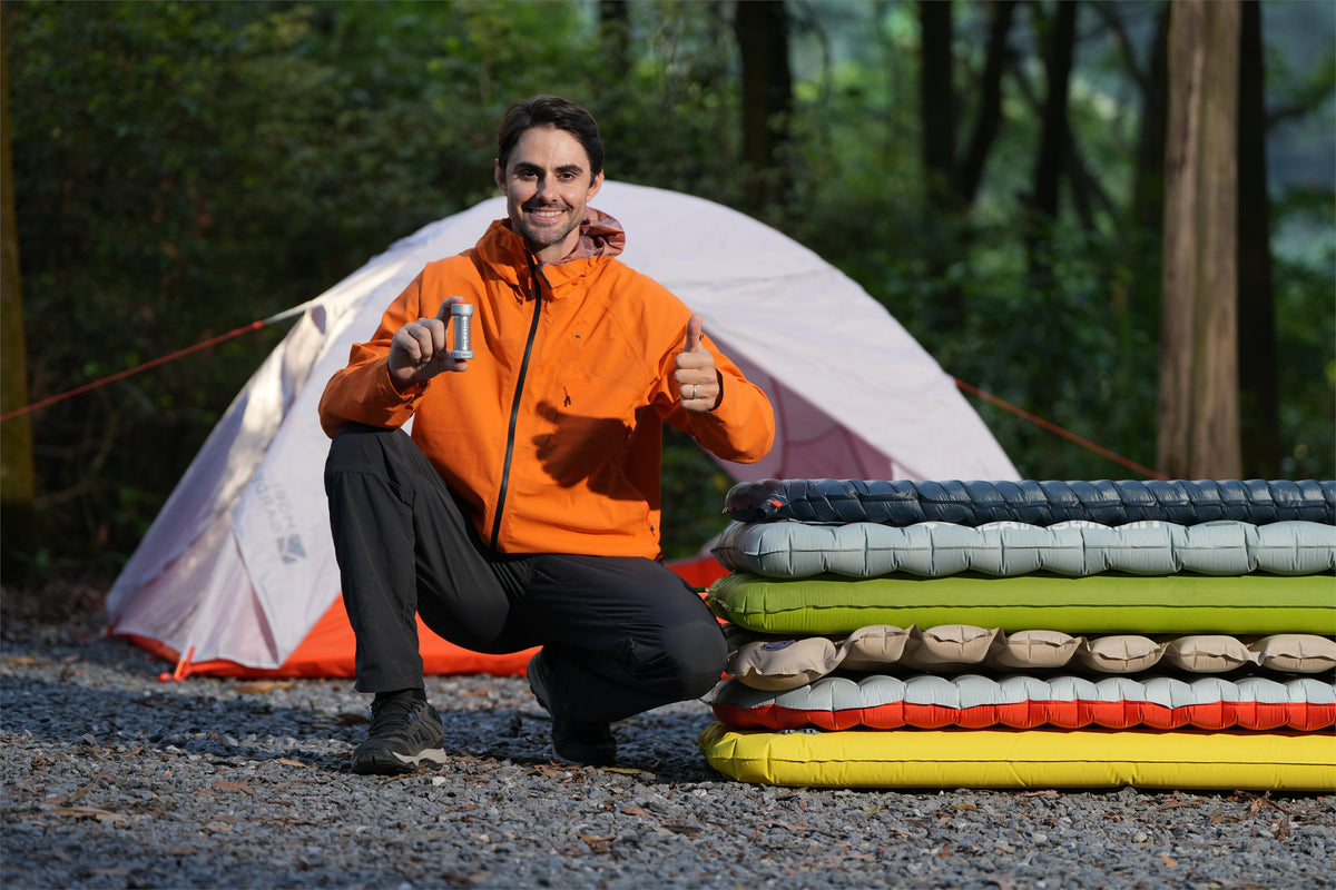 OUTZAC BEAM PUMP - The Backpacking Pump Lantern